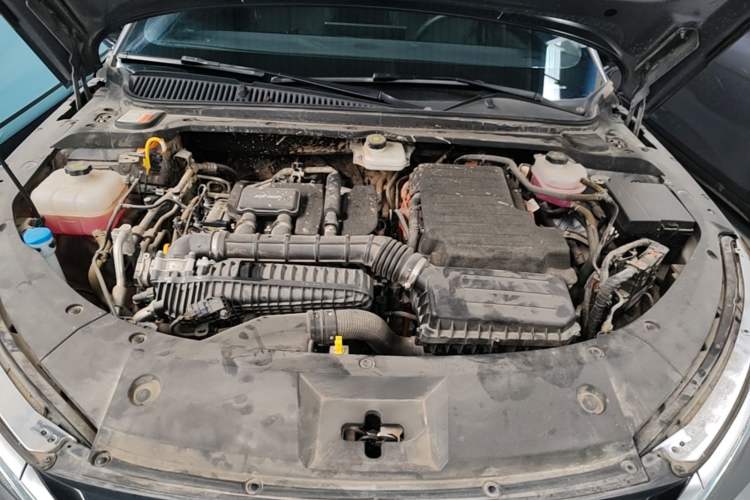 Used BYD Qin L 2024 DM-i 80KM Beyond Model Engine Bay