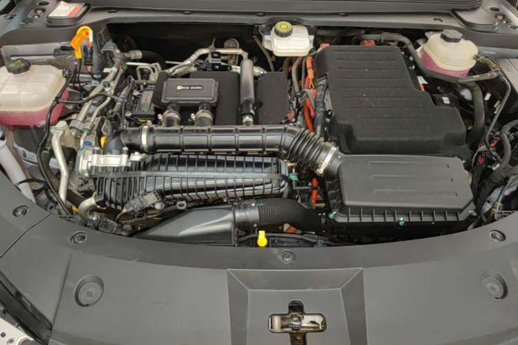 Used BYD Qin L 2024 DM-i 80KM Beyond Model Engine Bay