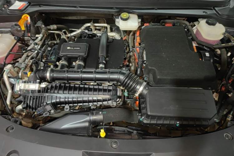 Used BYD Qin L 2024 DM-i 80KM Beyond Model Engine Bay