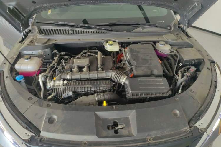 Used BYD Qin L 2024 DM-i 120KM Excellence Model Engine Bay