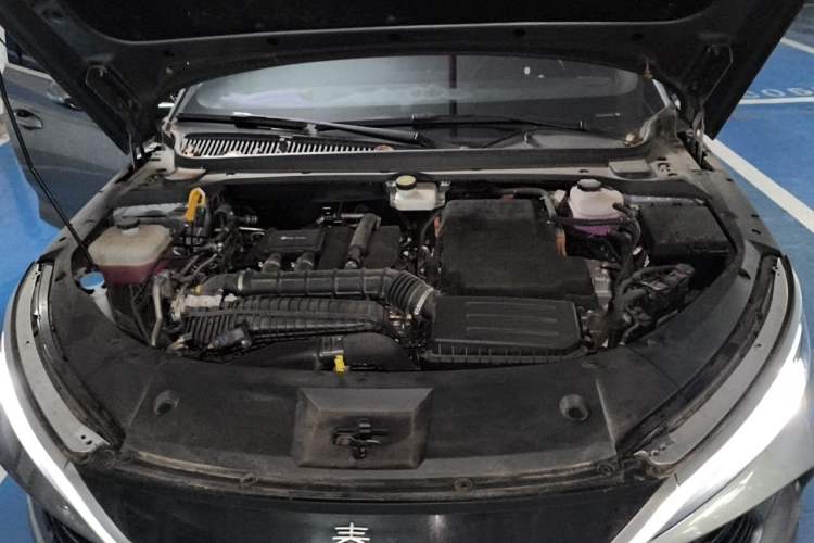 Used BYD Qin L 2024 DM-i 80KM Leading Model Engine Bay