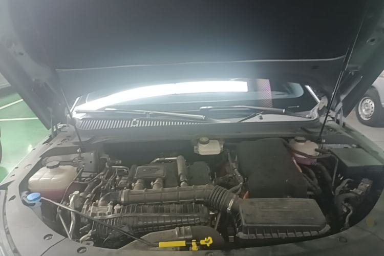 Used BYD Qin L 2024 DM-i 120KM Leading Model Engine Bay