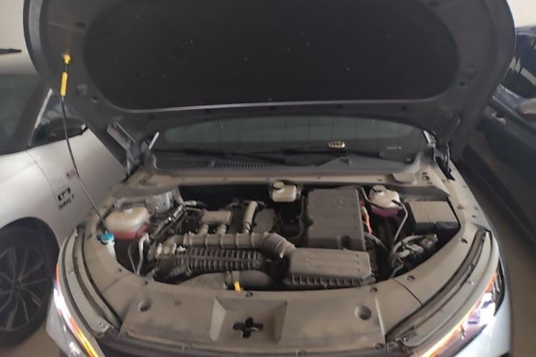 Used BYD Qin L 2024 DM-i 120KM Leading Model Engine Bay