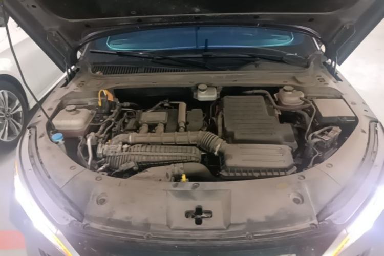 Used BYD Qin L 2024 DM-i 80KM Leading Model Engine Bay