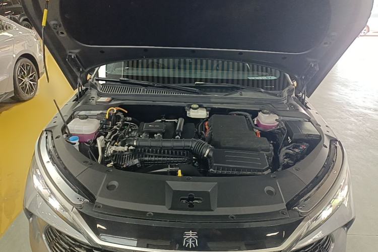 Used BYD Qin L 2024 DM-i 80KM Leading Model Engine Bay