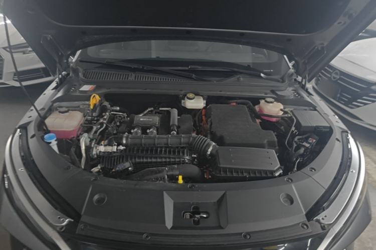 Used BYD Qin L 2024 DM-i 80KM Leading Model Engine Bay