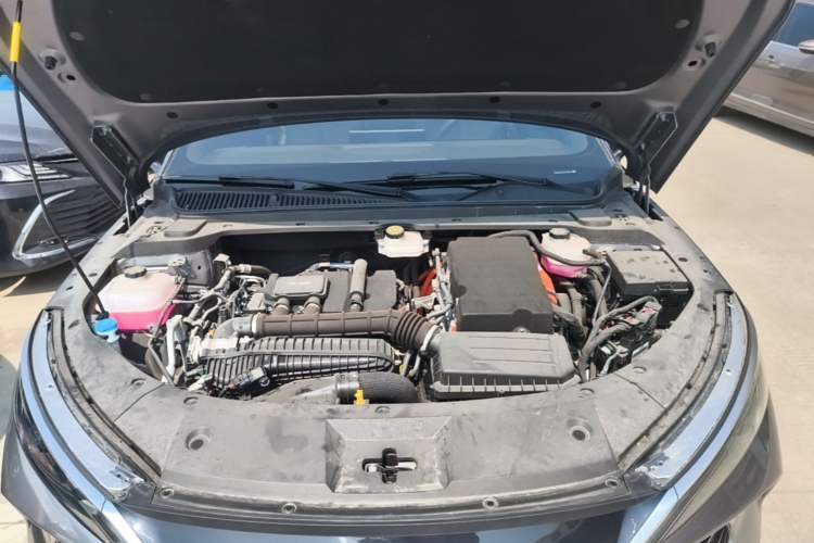 Used BYD Qin L 2024 DM-i 120KM Leading Model Engine Bay