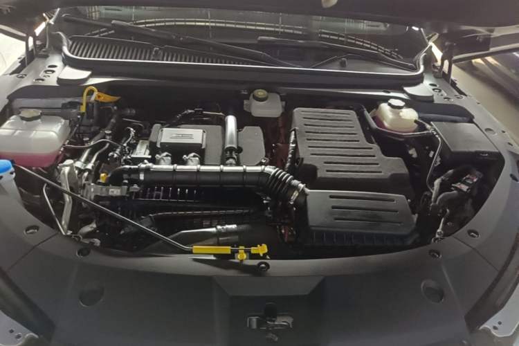 Used BYD Qin L 2024 DM-i 80KM Beyond Model Engine Bay