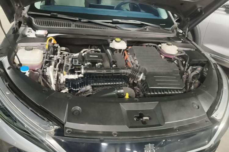 Used BYD Qin L 2024 DM-i 80KM Beyond Model Engine Bay