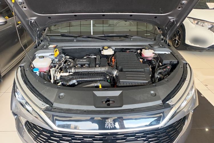 Used BYD Qin L 2024 DM-i 80KM Leading Model Engine Bay