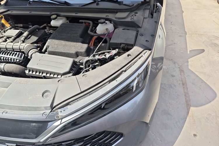 Used BYD Qin L 2024 DM-i 80KM Beyond Model Engine Bay Left