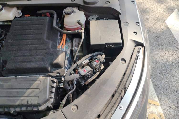 Used BYD Qin L 2024 DM-i 80KM Leading Model Engine Bay Left