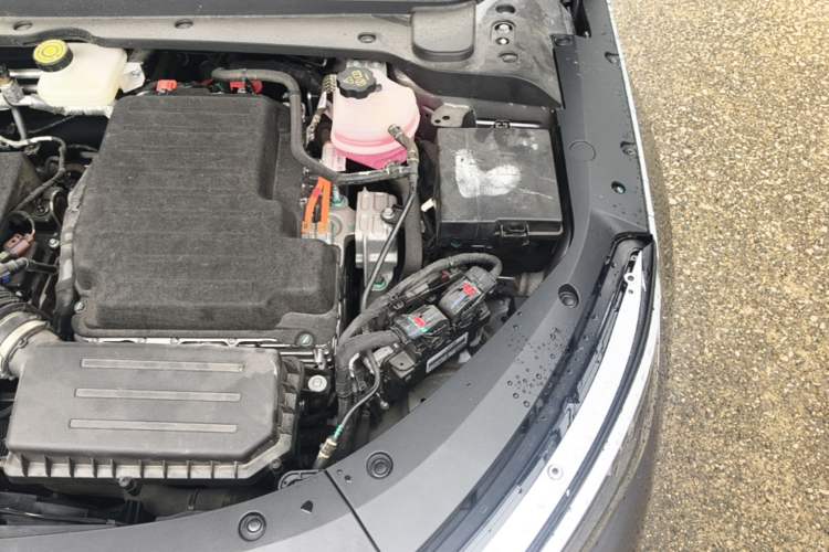 Used BYD Qin L 2024 DM-i 80KM Beyond Model Engine Bay Left