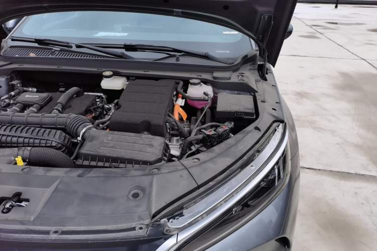Used BYD Qin L 2024 DM-i 120KM Leading Model Engine Bay Left