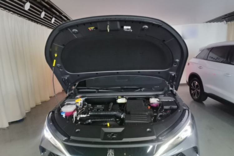 Used BYD Qin L 2024 DM-i 80KM Leading Model Engine Bay