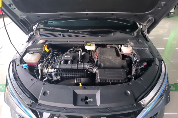 Used BYD Qin L 2024 DM-i 80KM Beyond Model Engine Bay