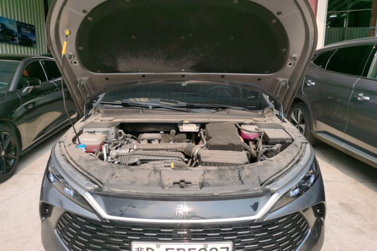 Used BYD Qin L 2024 DM-i 120KM Leading Model Engine Bay
