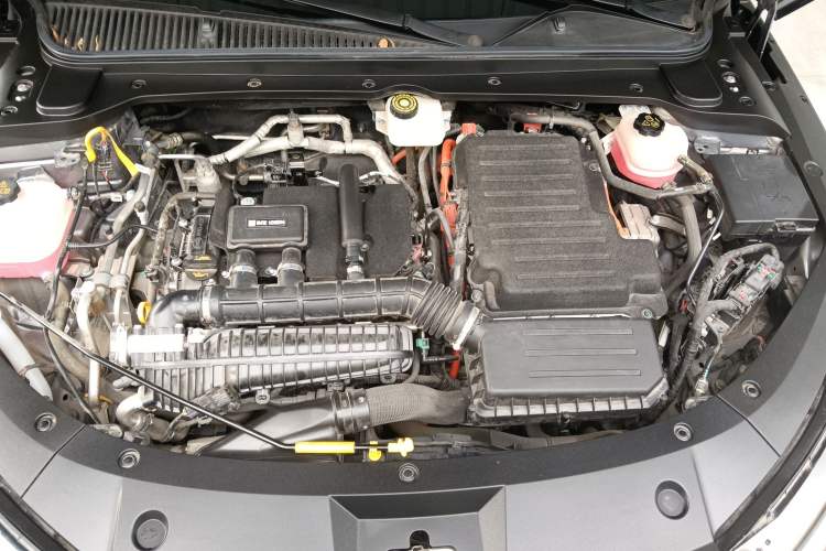 Used BYD Qin L 2024 DM-i 80KM Leading Model Engine Bay