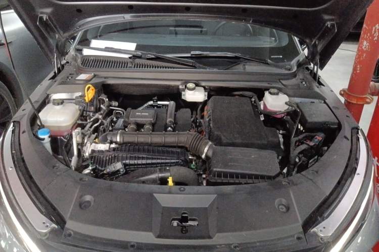 Used BYD Qin L 2024 DM-i 80KM Beyond Model Engine Bay