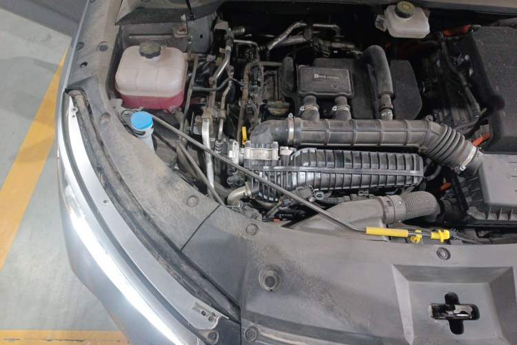 Used BYD Qin L 2024 DM-i 120KM Beyond Model Engine Bay Right