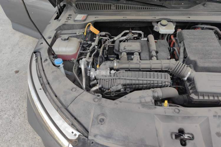 Used BYD Qin L 2024 DM-i 80KM Leading Model Engine Bay Right