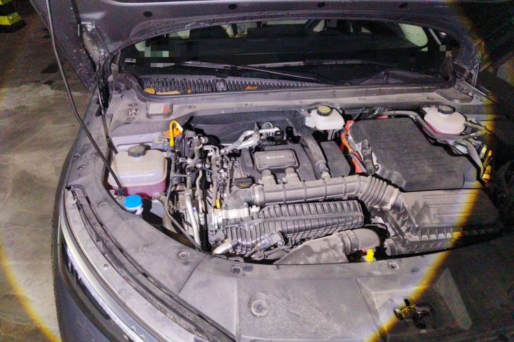 Used BYD Qin L 2024 DM-i 80KM Beyond Model Engine Bay Right