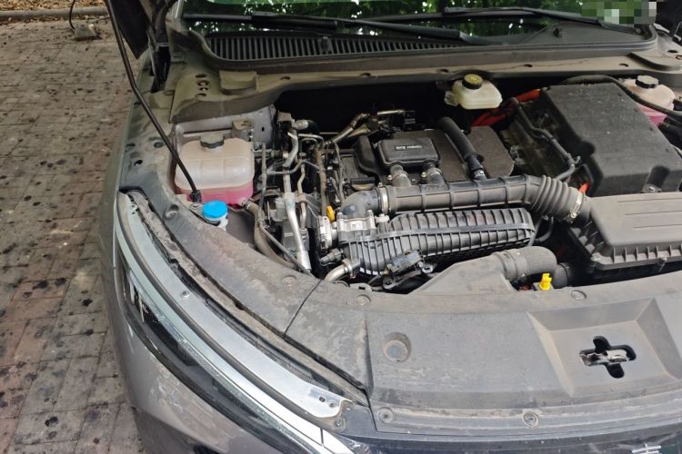Used BYD Qin L 2024 DM-i 120KM Beyond Model Engine Bay Right