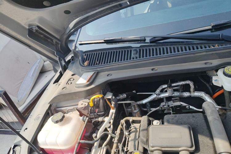 Used BYD Qin L 2024 DM-i 80KM Leading Model Engine Bay Right