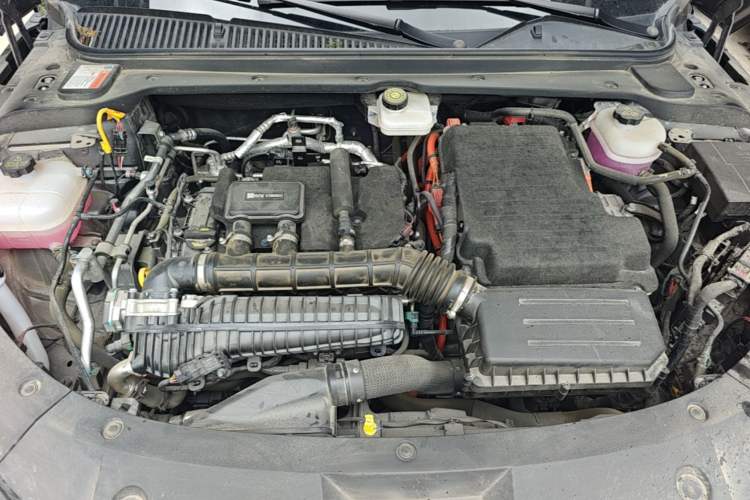Used BYD Qin L 2024 DM-i 80KM Leading Model Engine Bay