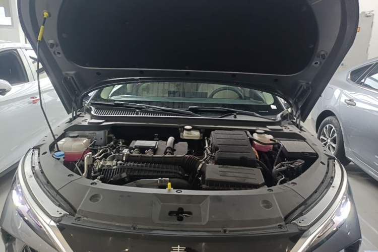 Used BYD Qin L 2024 DM-i 120KM Excellence Model Engine Bay