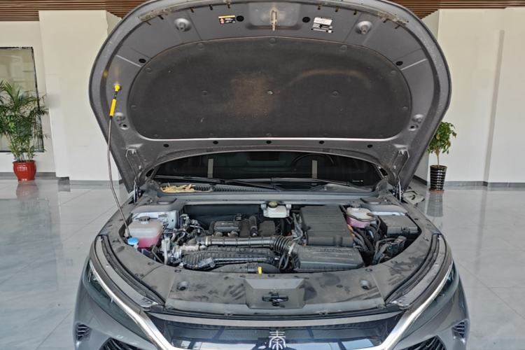 Used BYD Qin L 2024 DM-i 120KM Leading Model Engine Bay