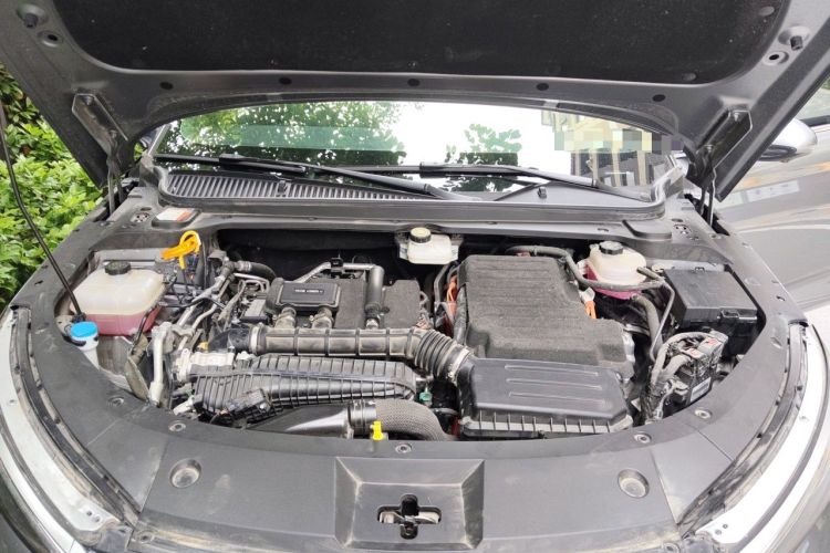 Used BYD Qin L 2024 DM-i 80KM Beyond Model Engine Bay