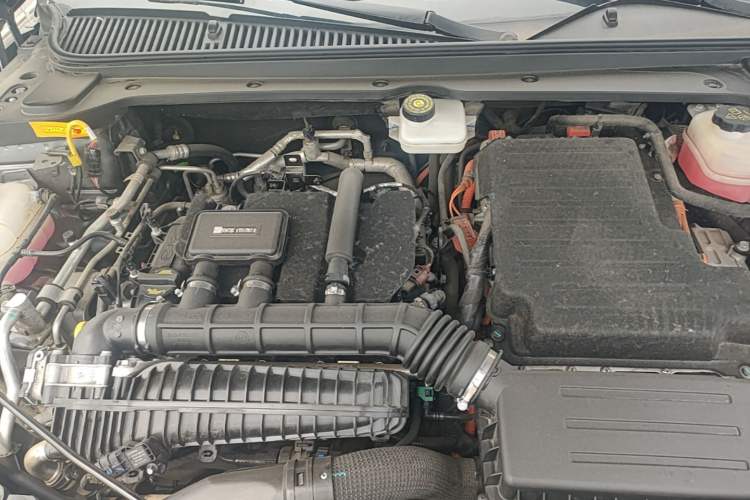Used BYD Qin L 2024 DM-i 80KM Leading Model Engine Bay