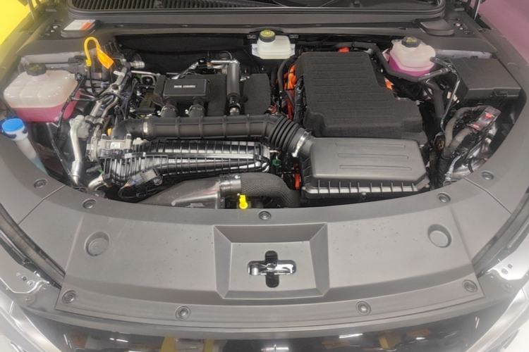 Used BYD Qin L 2024 DM-i 80KM Beyond Model Engine Bay