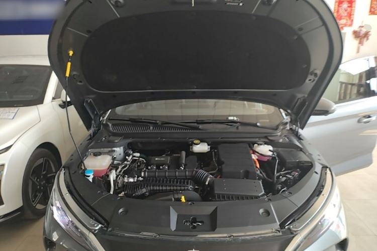 Used BYD Qin L 2024 DM-i 120KM Beyond Model Engine Bay