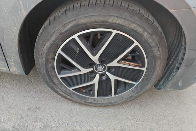 Used BYD Qin L 2024 DM-i 80KM Beyond Model Exterior 1