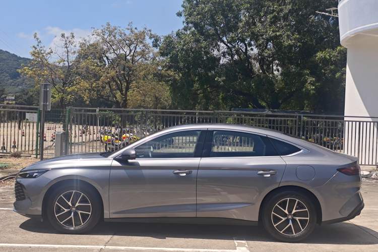 Used BYD Qin L 2024 DM-i 80KM Beyond Model Exterior 11