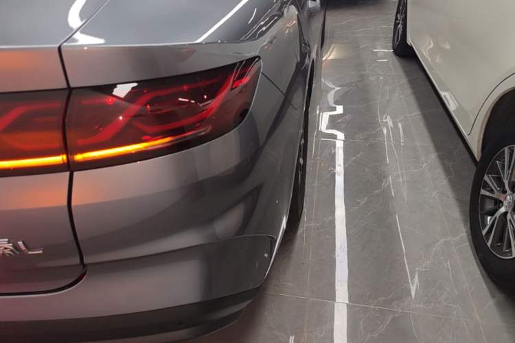Used BYD Qin L 2024 DM-i 80KM Beyond Model Exterior 3