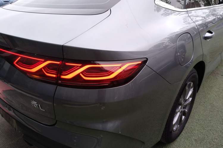 Used BYD Qin L 2024 DM-i 80KM Leading Model Exterior 3