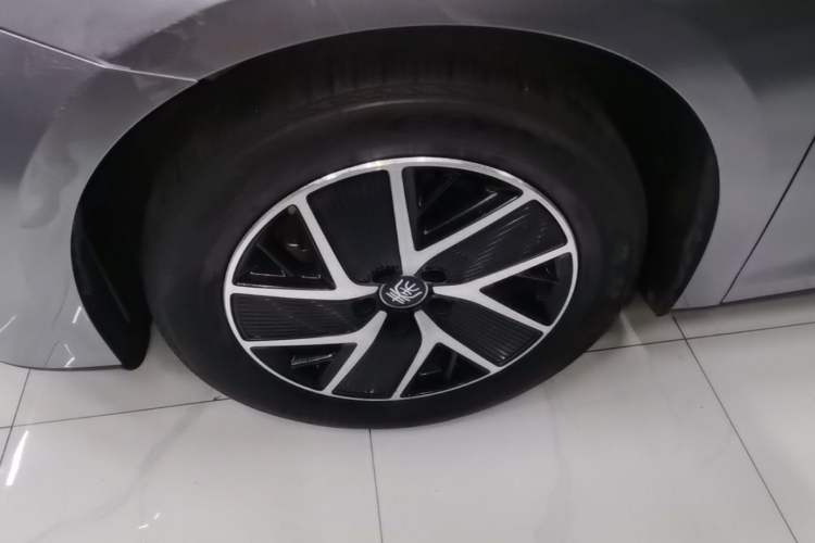 Used BYD Qin L 2024 DM-i 120KM Leading Model Exterior 4