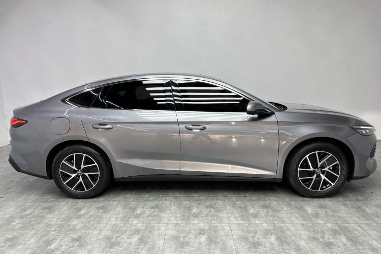 Used BYD Qin L 2024 DM-i 120KM Beyond Model Exterior 4