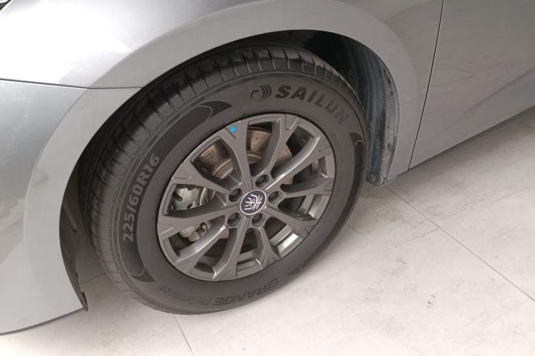 Used BYD Qin L 2024 DM-i 80KM Leading Model Exterior 4