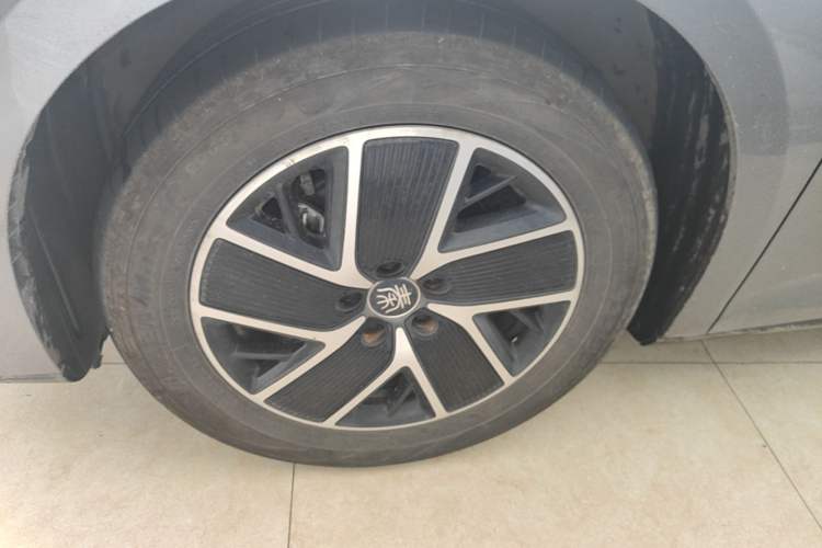 Used BYD Qin L 2024 DM-i 120KM Leading Model Exterior 4