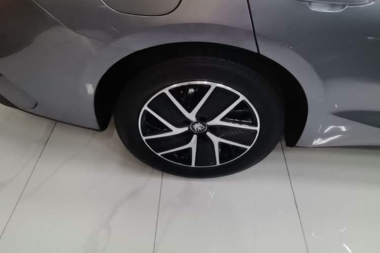 Used BYD Qin L 2024 DM-i 120KM Leading Model Exterior 5