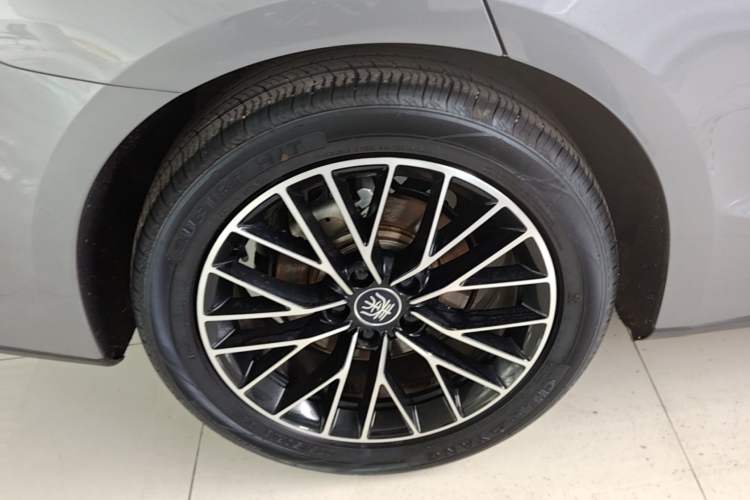 Used BYD Qin L 2024 DM-i 120KM Excellence Model Exterior 5