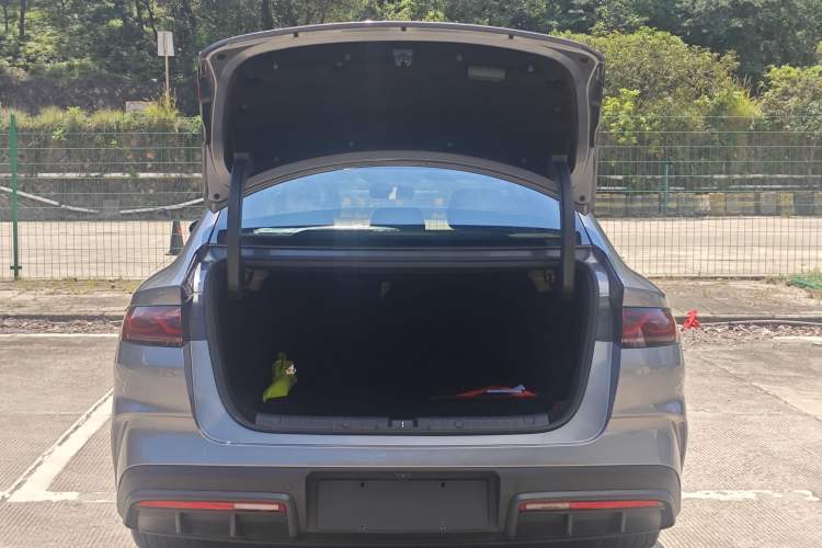 Used BYD Qin L 2024 DM-i 80KM Beyond Model Exterior 5