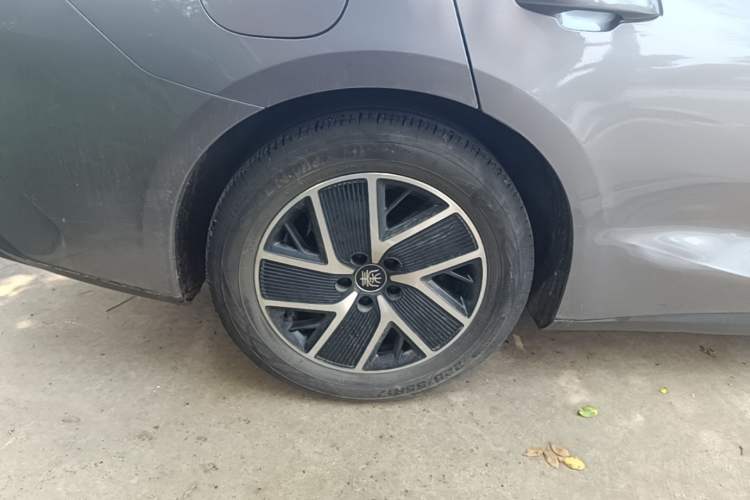 Used BYD Qin L 2024 DM-i 120KM Leading Model Exterior 5