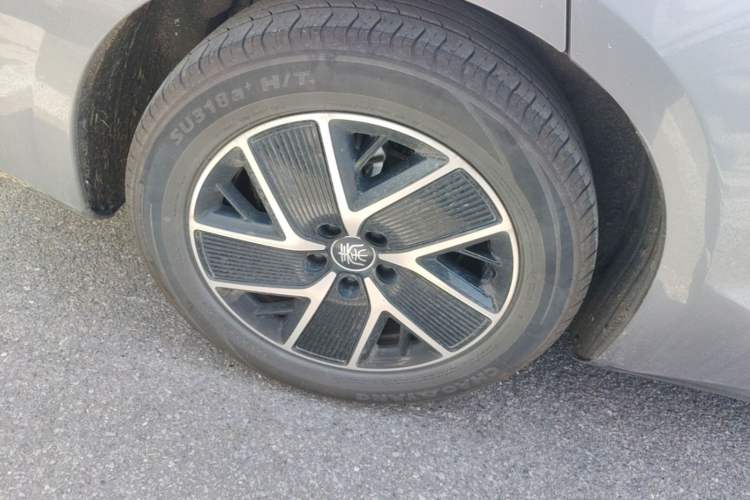 Used BYD Qin L 2024 DM-i 120KM Leading Model Exterior 5