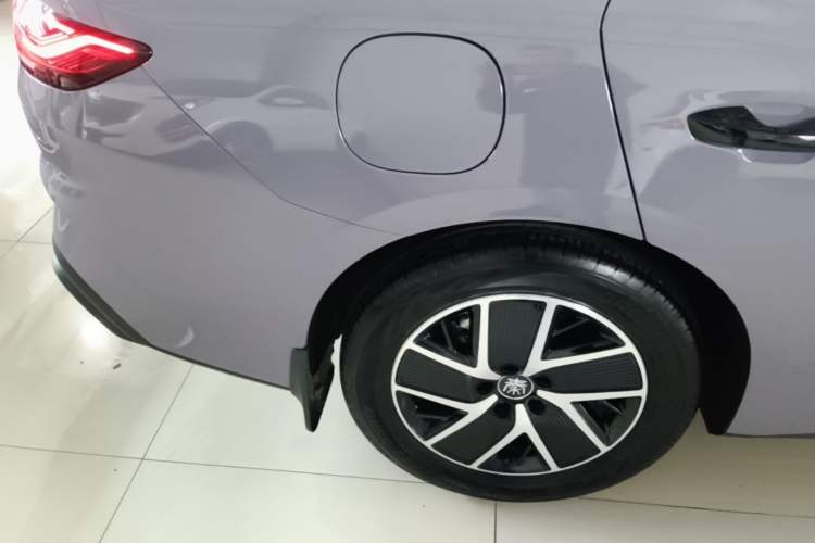 Used BYD Qin L 2024 DM-i 120KM Beyond Model Exterior 5