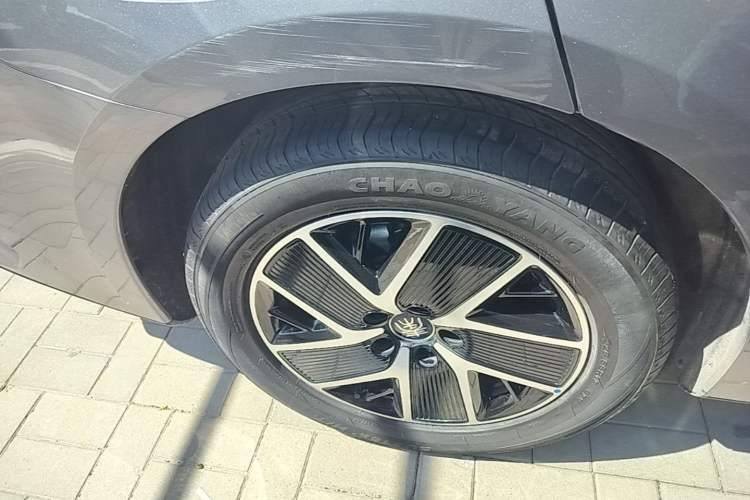 Used BYD Qin L 2024 DM-i 120KM Beyond Model Exterior 5